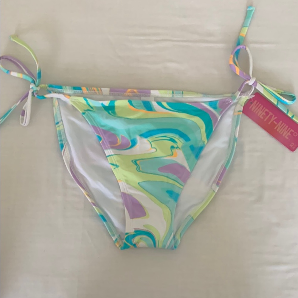 Ninety-Nine Multicolor Swirl Bikini Bottom Sz ( XS)